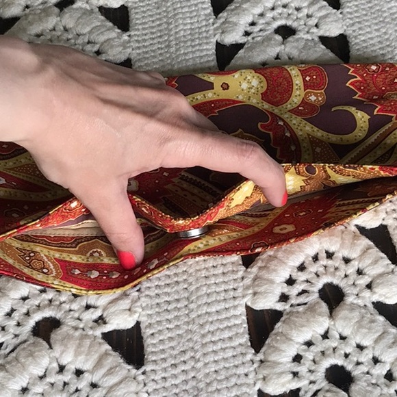 AMIC Accessories Paisley Silk Clutch Y2K - Picture 13 of 15